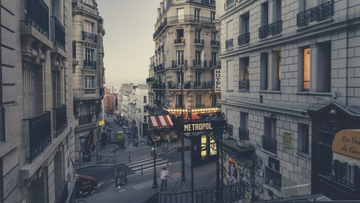 Why Creative Travelers Are Choosing Authentic Experiences Over Tourist Traps